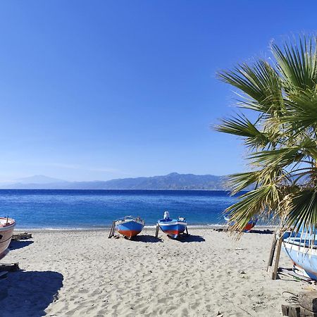 Apartament La Casa Sul Viale Reggio di Calabria Zewnętrze zdjęcie